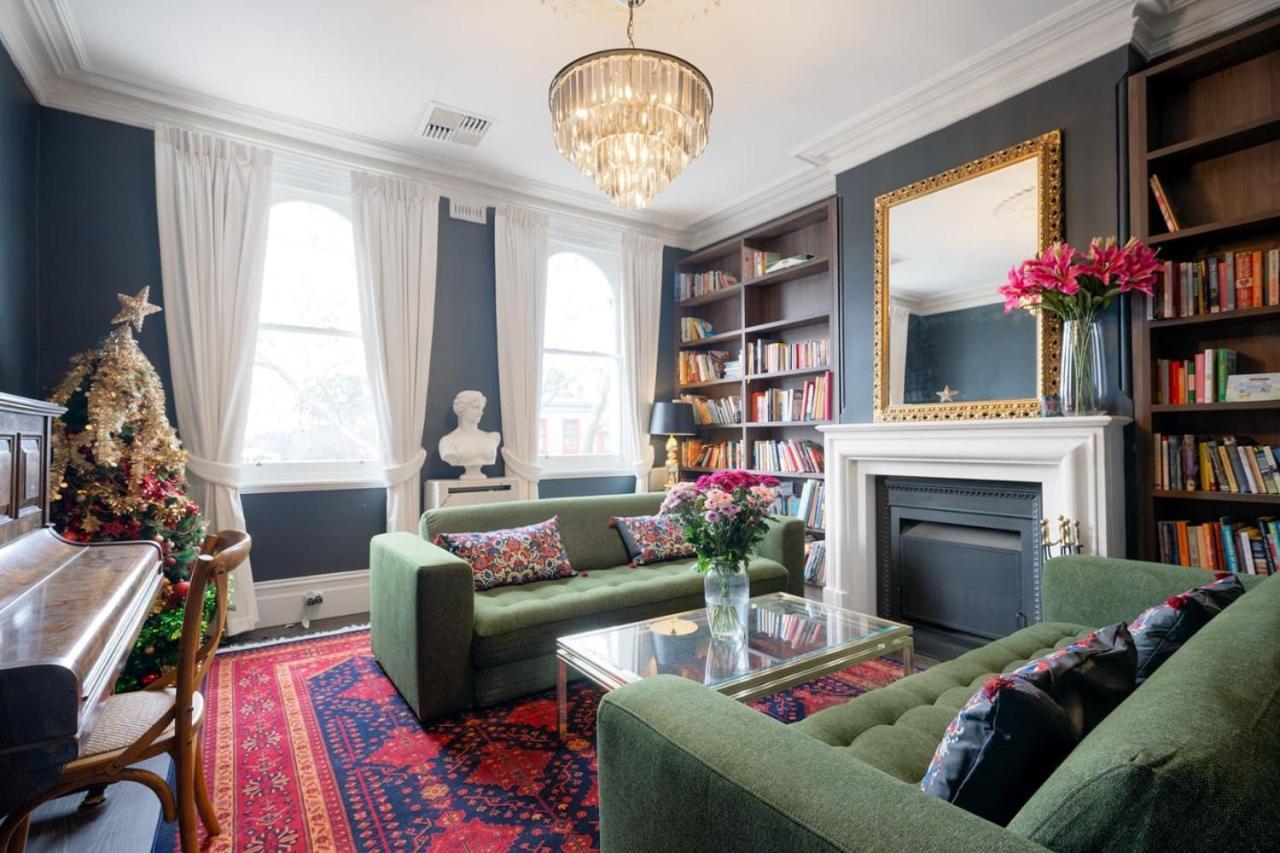 Holiday home European Style With Private Rooftop Terrace *